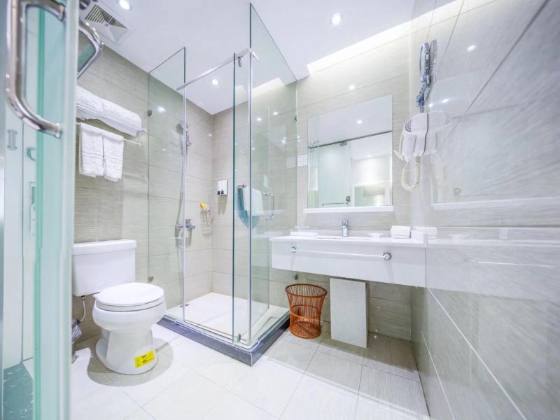 Starway Hotel At Pudong Shanghai Bagian luar foto