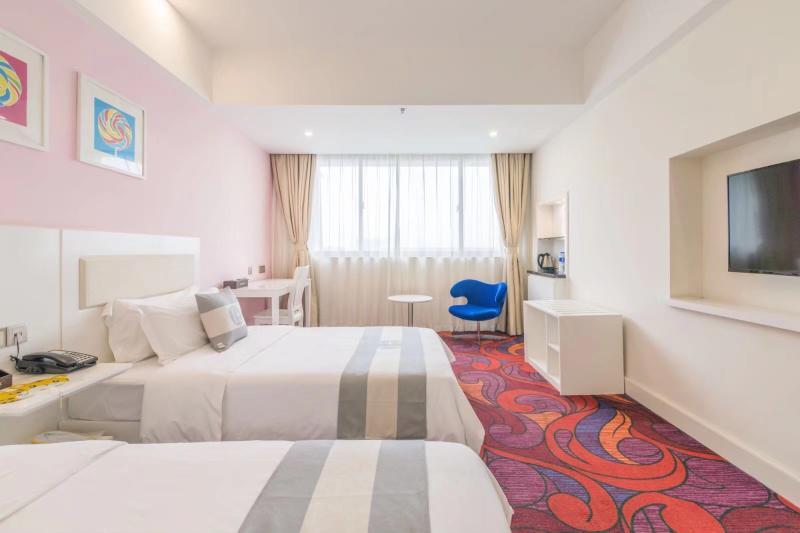 Starway Hotel At Pudong Shanghai Bagian luar foto